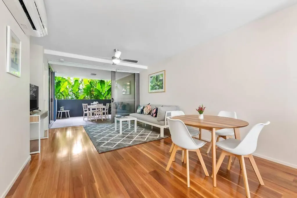 דירה בריסביין Tropical Resort ~ 2 Bed/2 Bath/1 Car ~ West End