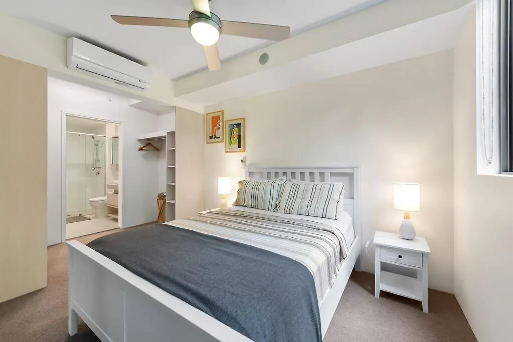 בריסביין Tropical Resort ~ 2 Bed/2 Bath/1 Car ~ West End 0*,  אוסטרליה